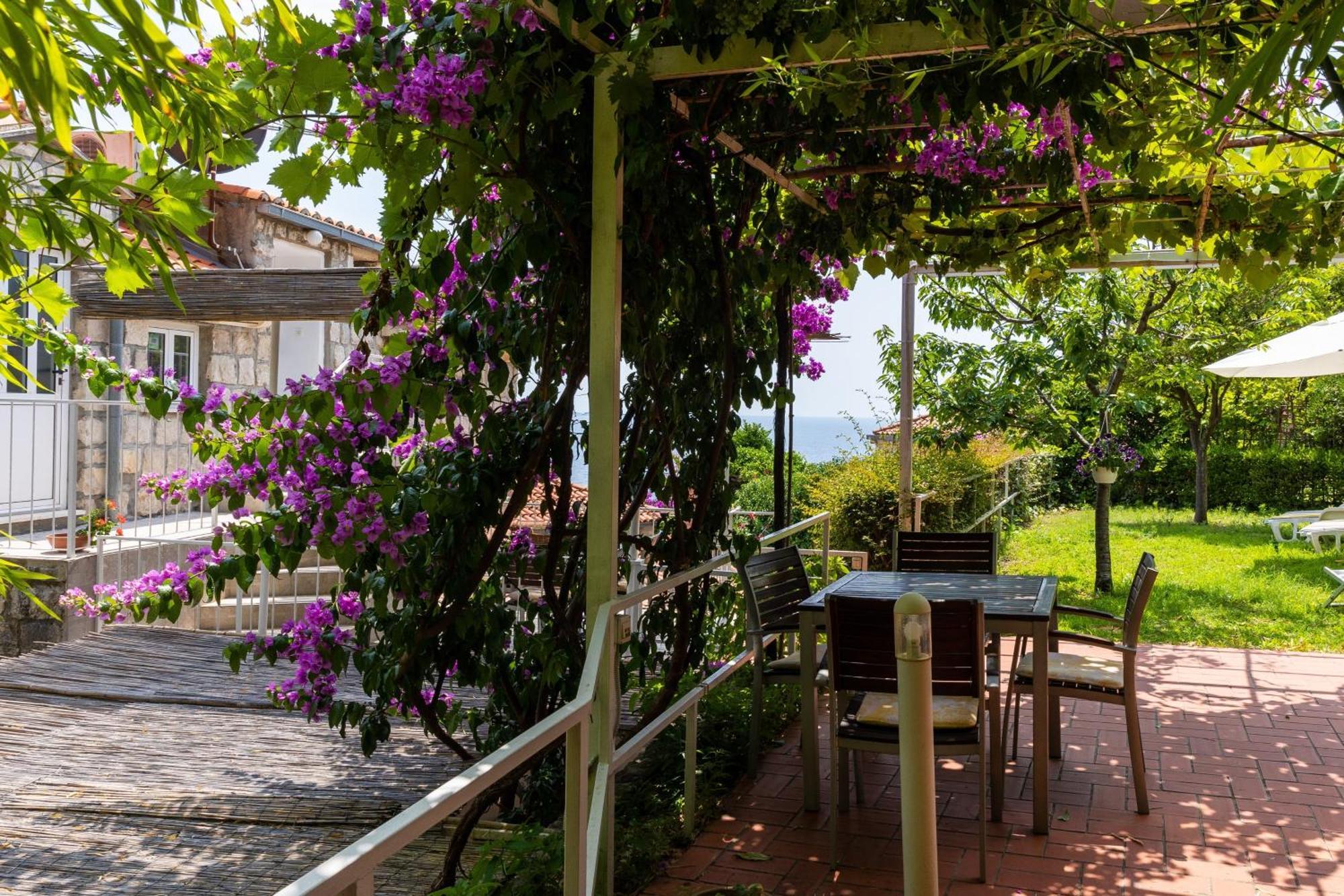 Apartments Mare Mlini Rom bilde